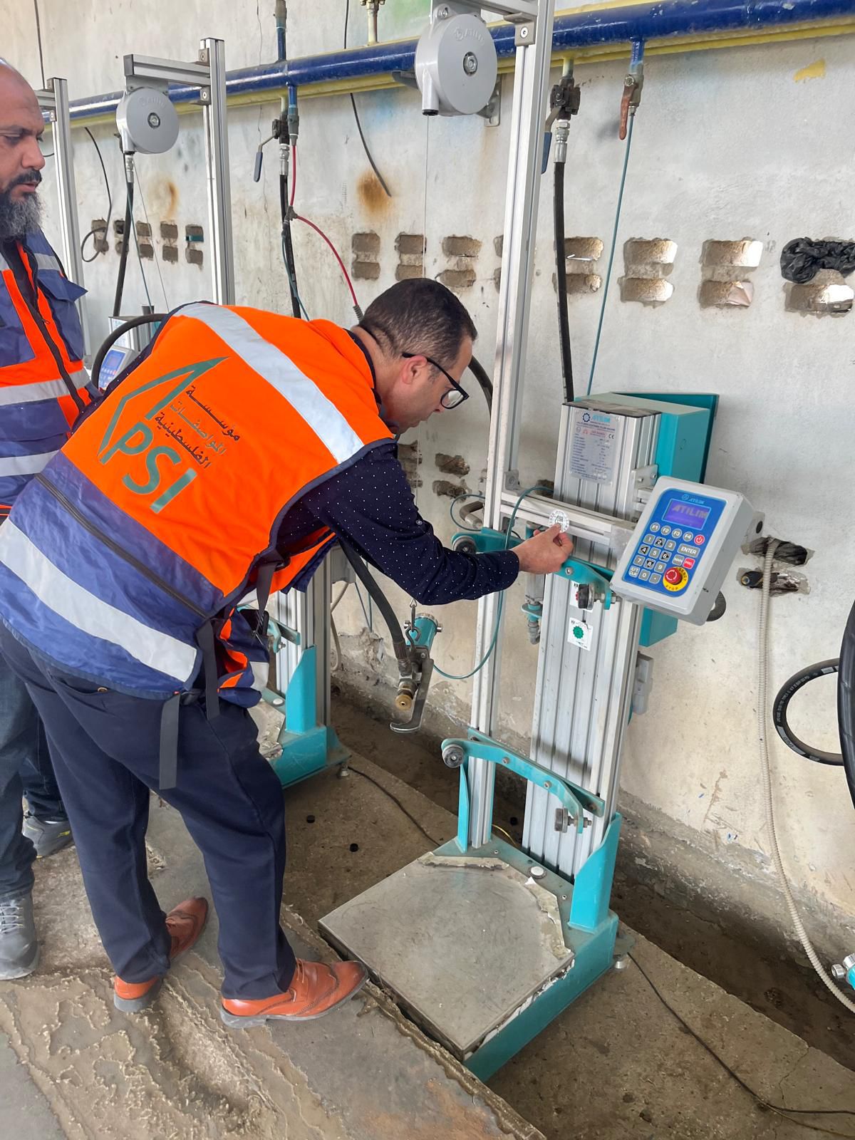 جولات رقابية مكثفة لتعزيز دقة القياس وحماية المستهلك في محافظة قلقيلية وطولكرم